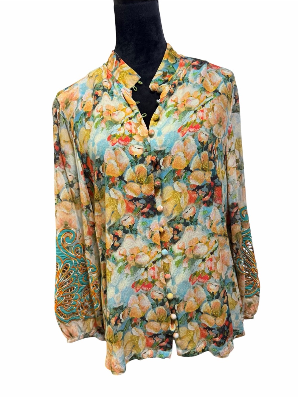 Soft Surroundings Floral Embroidered Cutwork Sleeve Blouse Size M